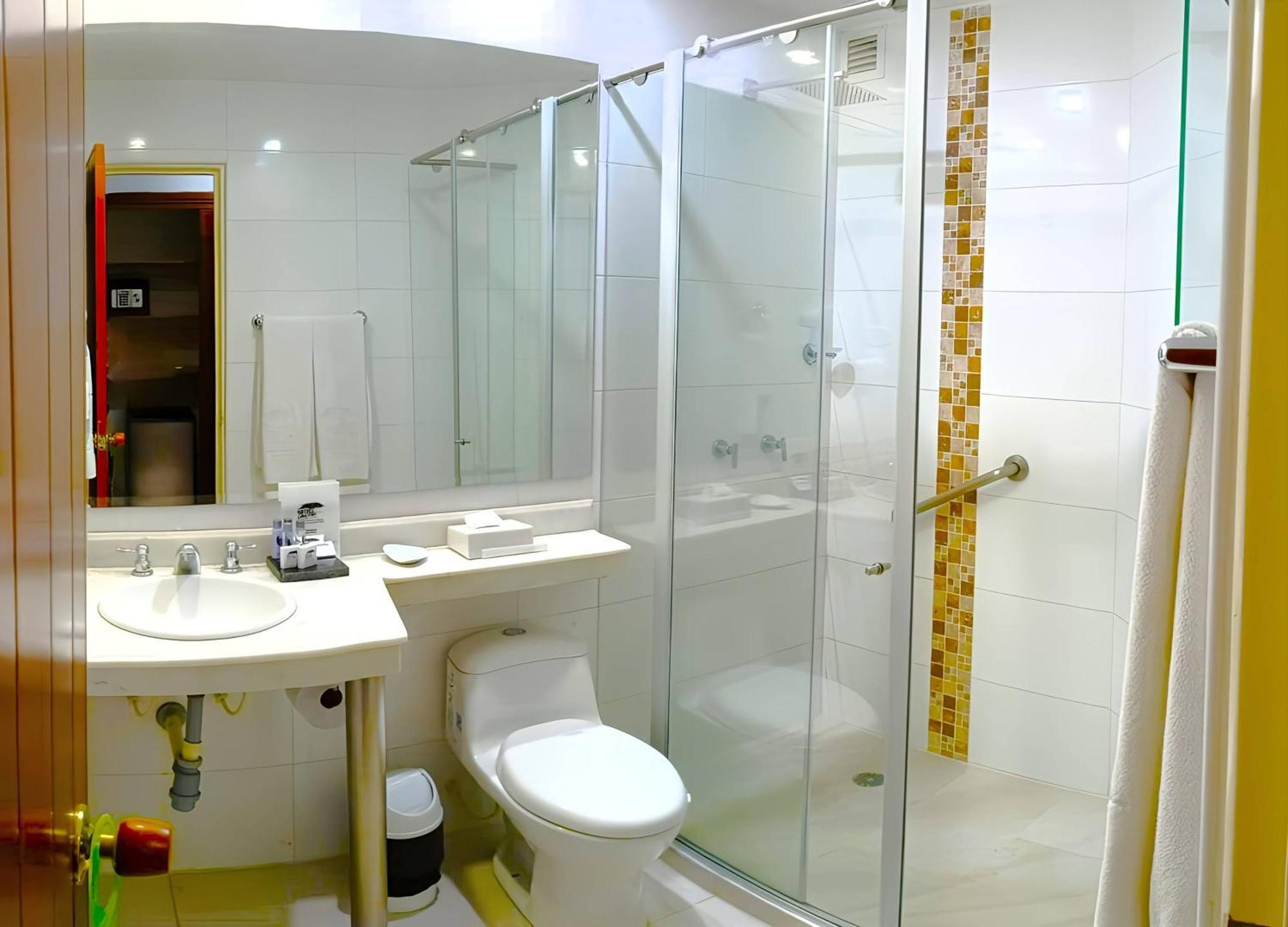 Hotel Chicala Нейва Экстерьер фото